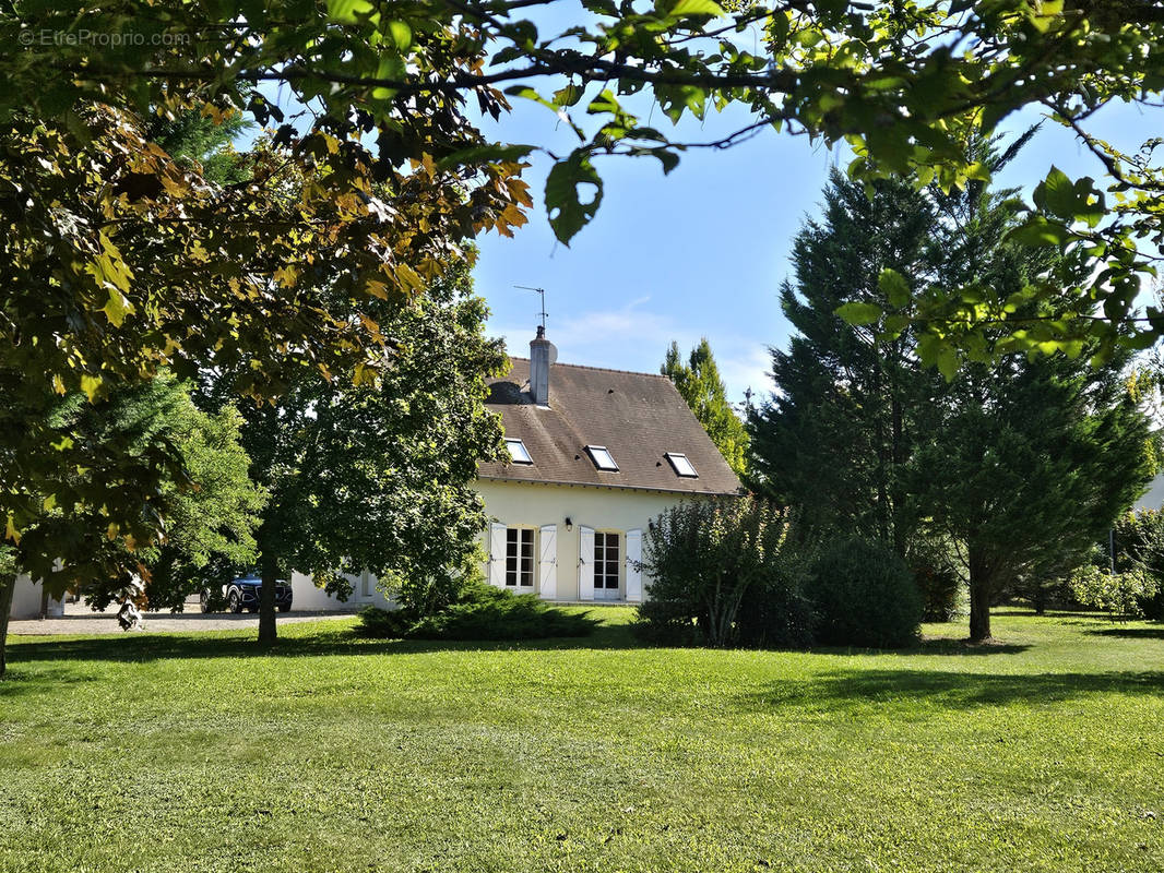 Maison à CHAGNY