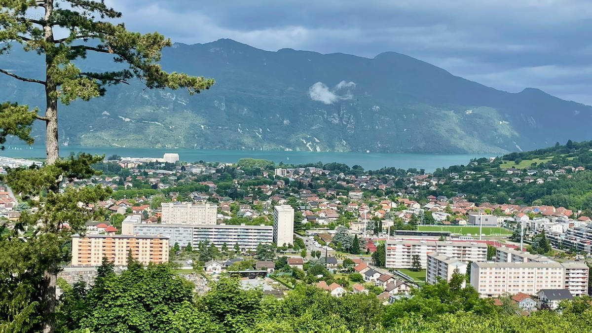 Appartement à AIX-LES-BAINS