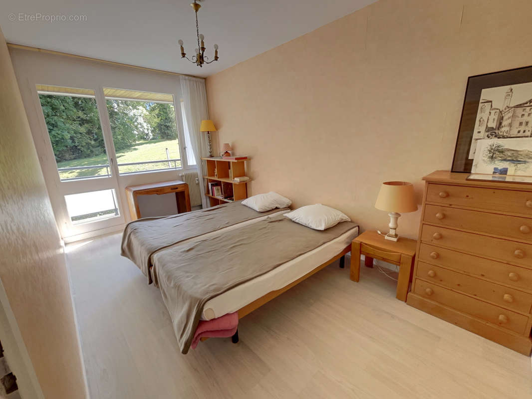 Appartement à AIX-LES-BAINS