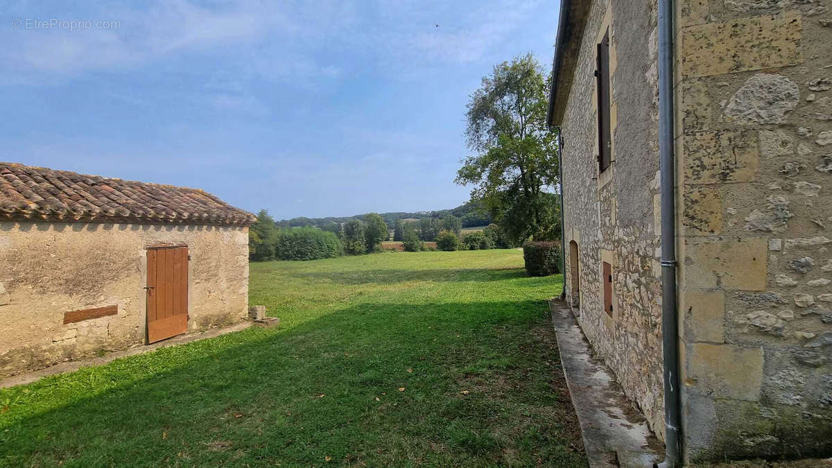 Maison à ROQUECOR