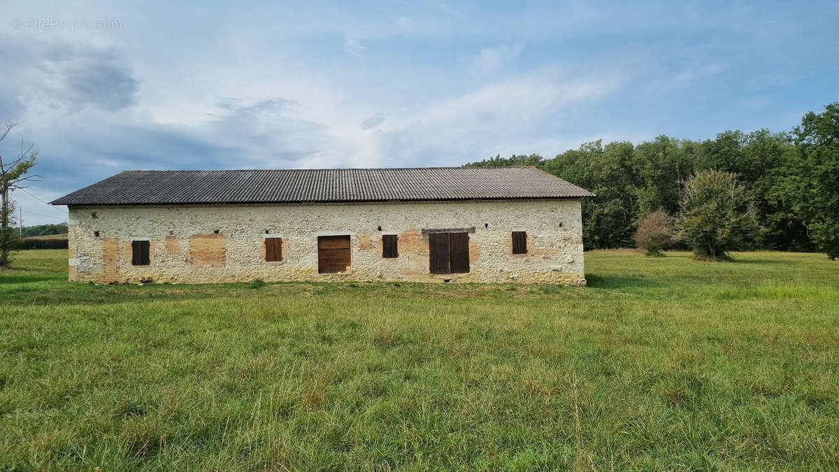 Maison à ROQUECOR