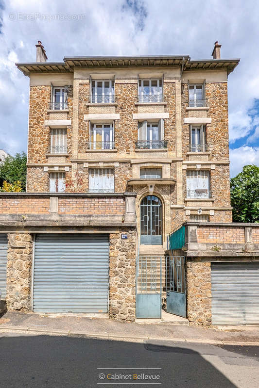 Appartement à CHAVILLE