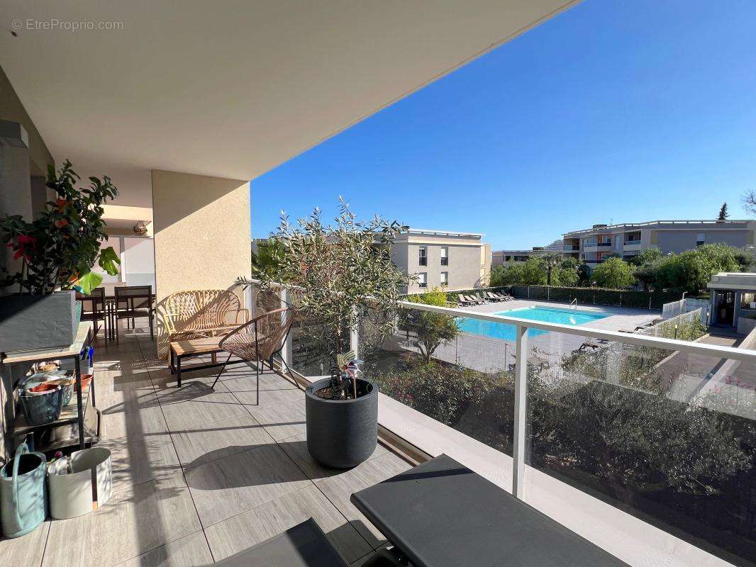 Appartement à VILLENEUVE-LOUBET