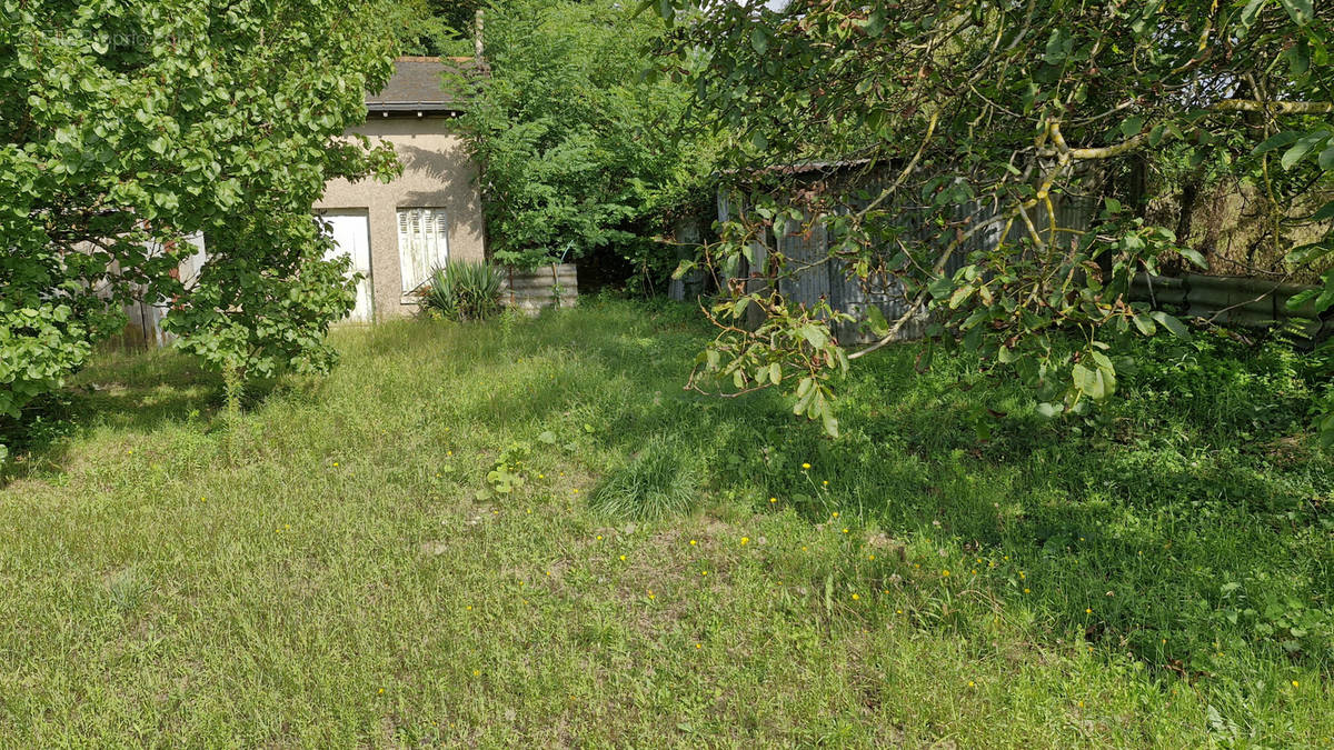 Terrain à SAUMUR