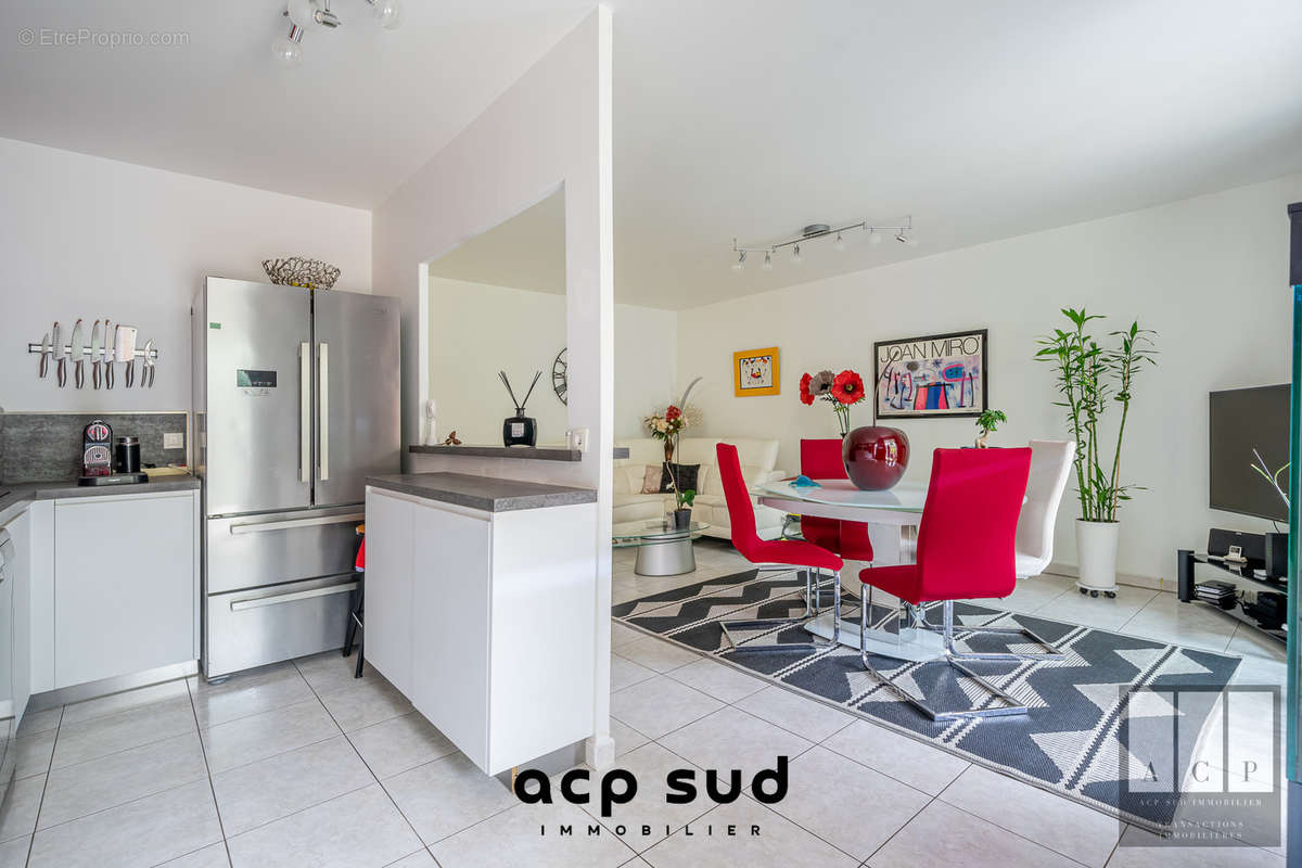 Appartement à MARSEILLE-12E