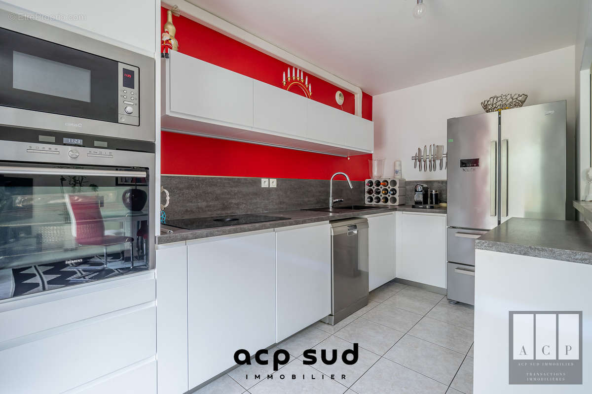 Appartement à MARSEILLE-12E