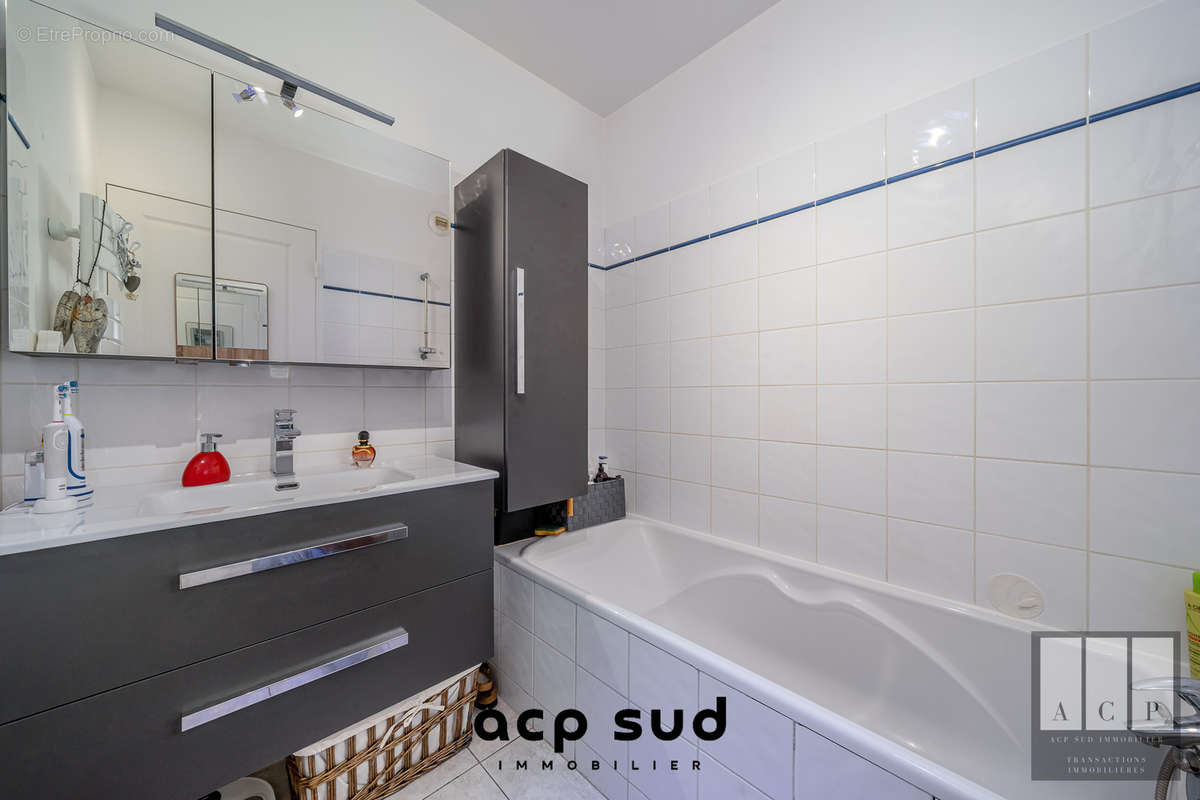 Appartement à MARSEILLE-12E