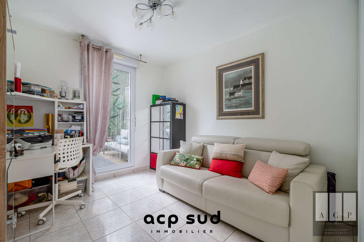 Appartement à MARSEILLE-12E