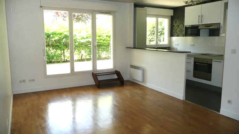 Appartement à ISSY-LES-MOULINEAUX