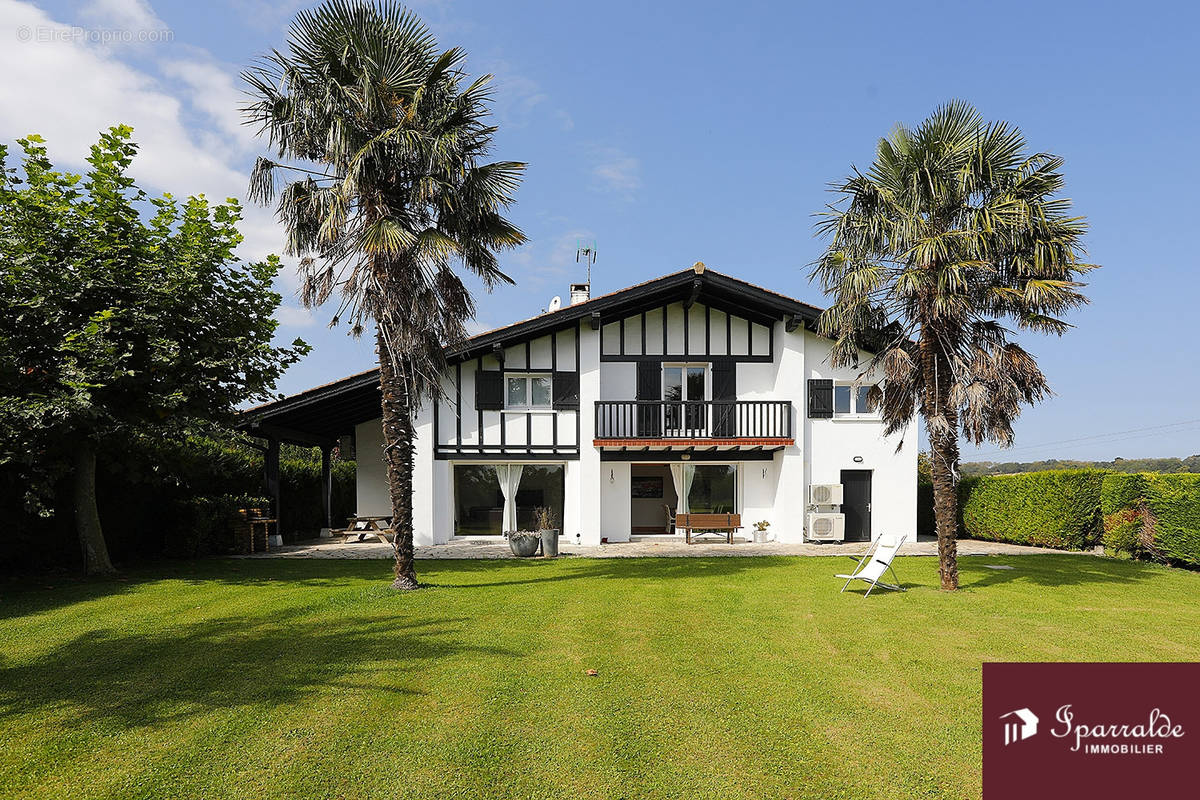 Maison à URRUGNE