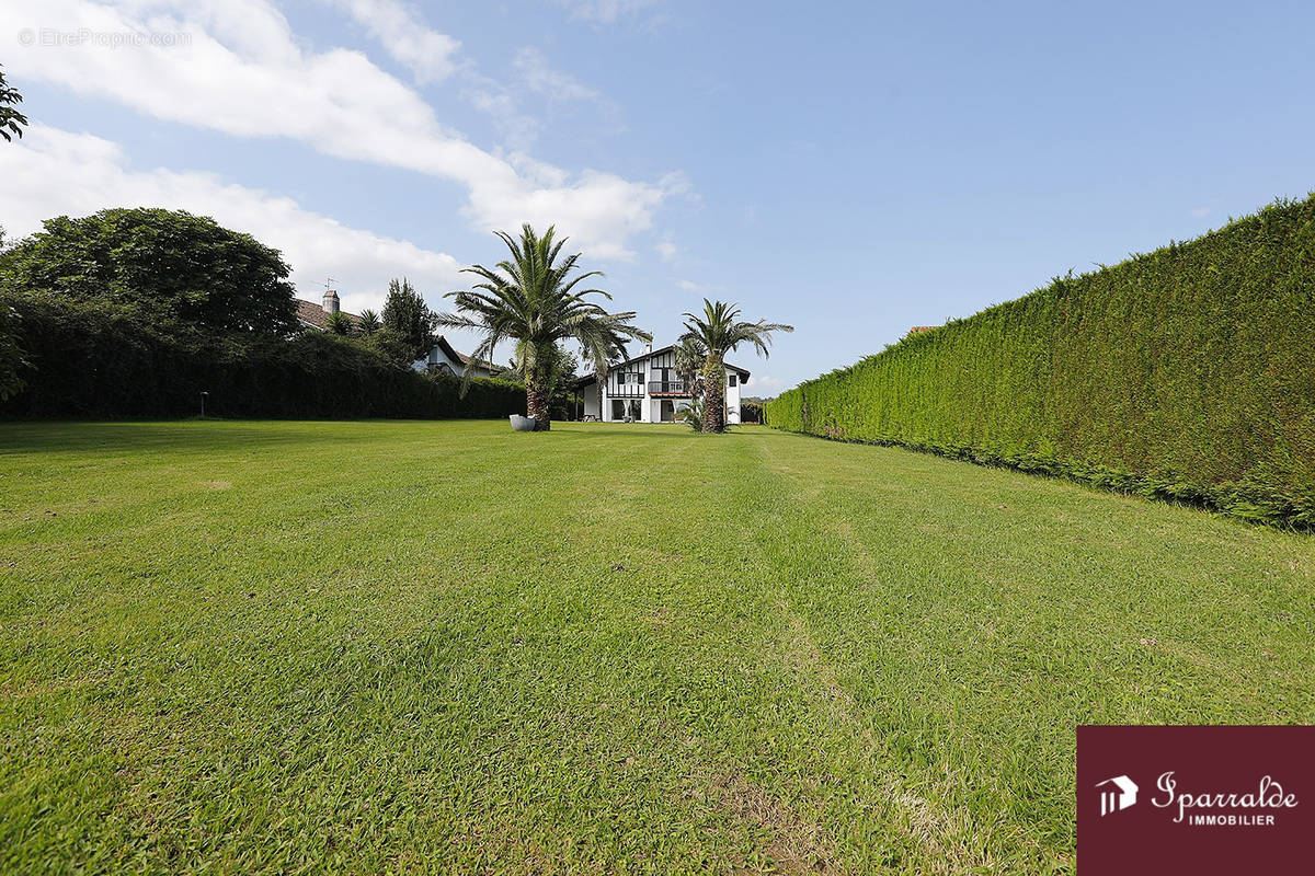 Maison à URRUGNE