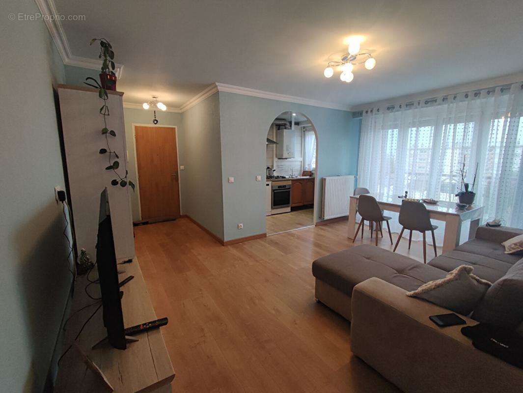 Appartement à COMPIEGNE