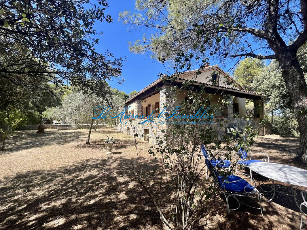 Maison à BOISSET-ET-GAUJAC