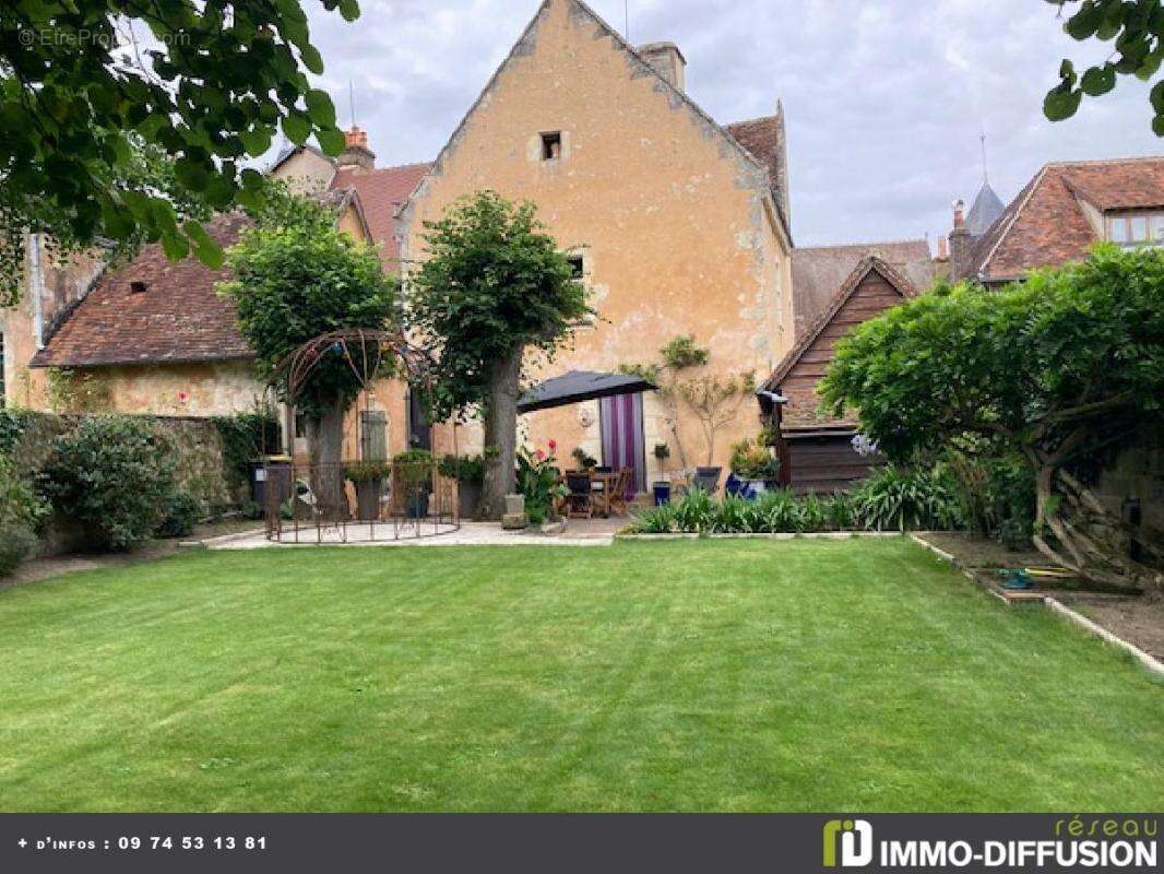 Maison à SAINT-GERMAIN-DE-LA-COUDRE