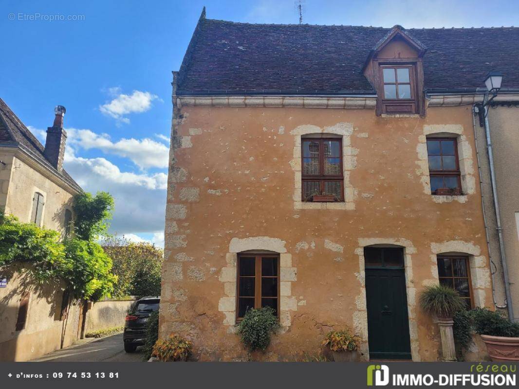 Maison à SAINT-GERMAIN-DE-LA-COUDRE