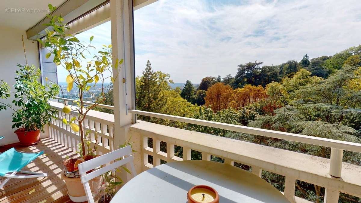 Appartement à SAINTE-FOY-LES-LYON