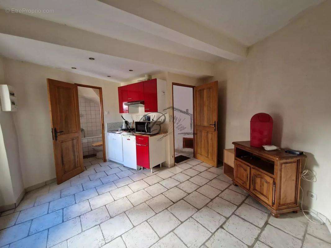 Appartement à LA TOUR-D&#039;AIGUES