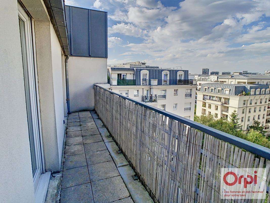 Appartement à ISSY-LES-MOULINEAUX