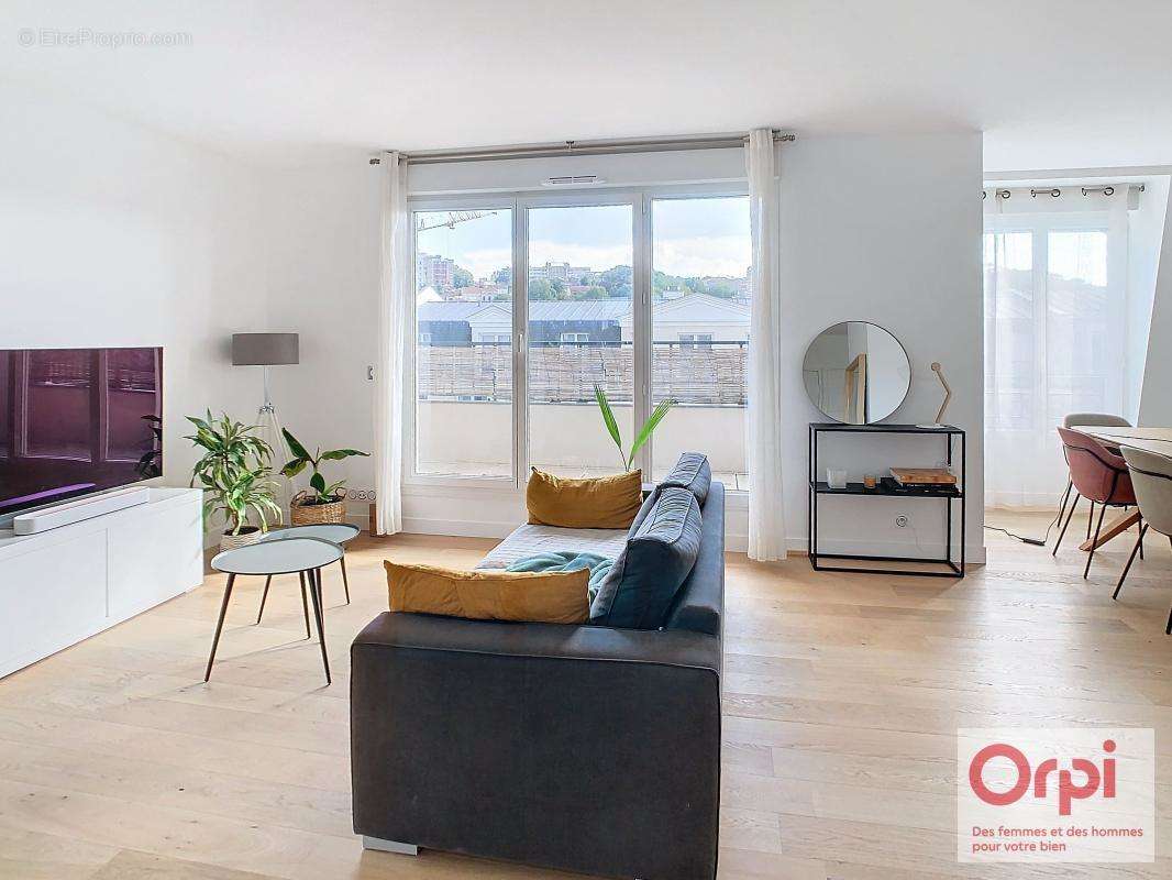 Appartement à ISSY-LES-MOULINEAUX