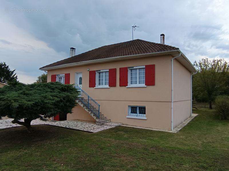 Maison à SAINT-SEURIN-SUR-L&#039;ISLE