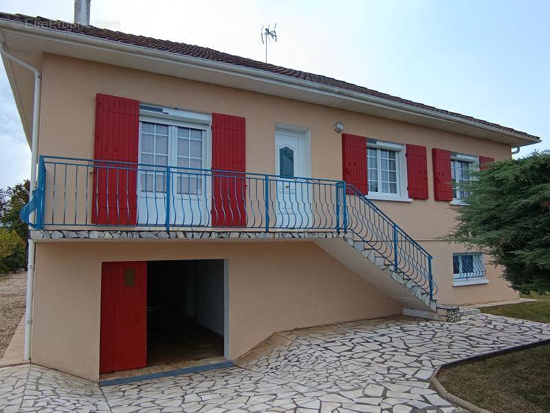 Maison à SAINT-SEURIN-SUR-L&#039;ISLE