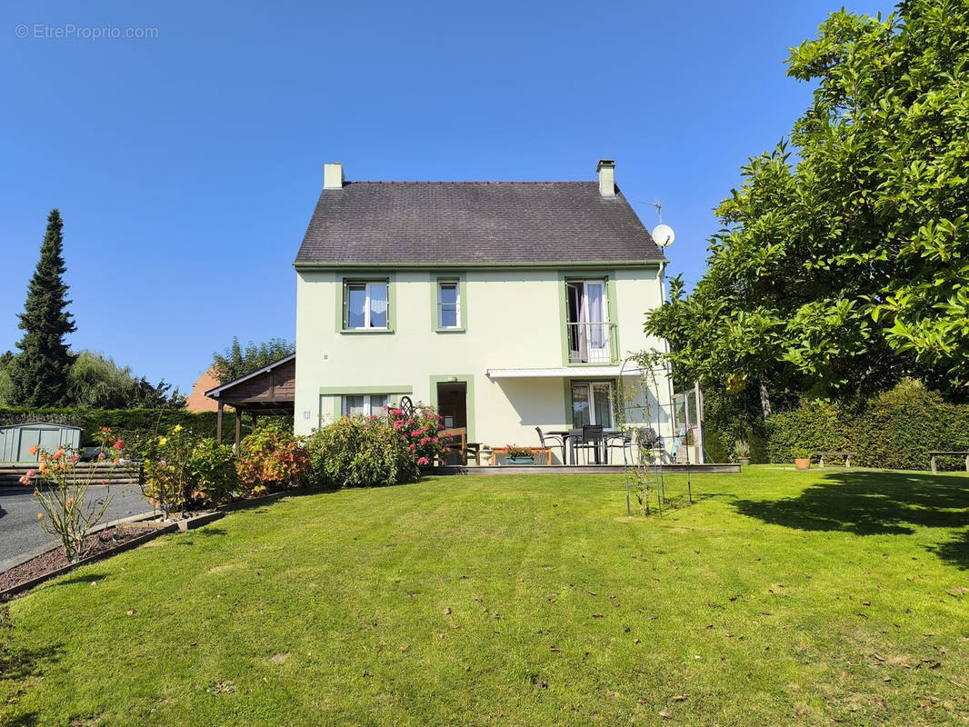 Maison à SAINT-MARTIN-AUX-CHARTRAINS