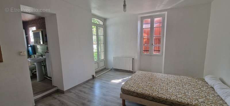 Appartement à CAZAUBON