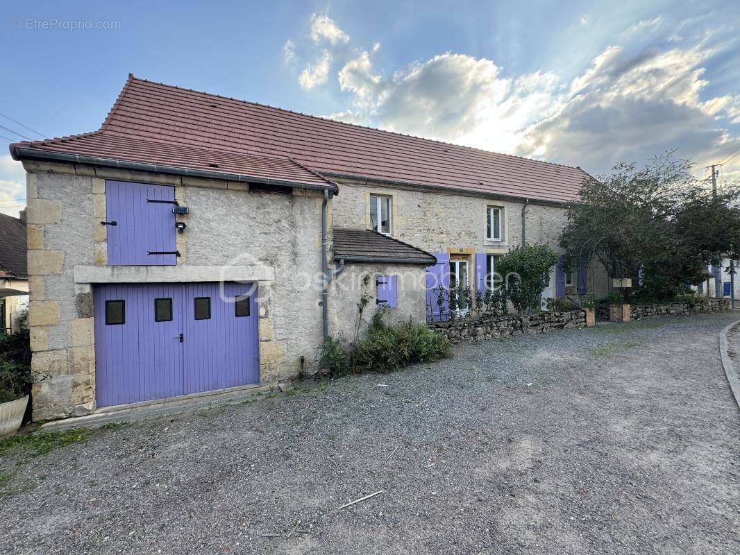 Maison à CHAULGNES