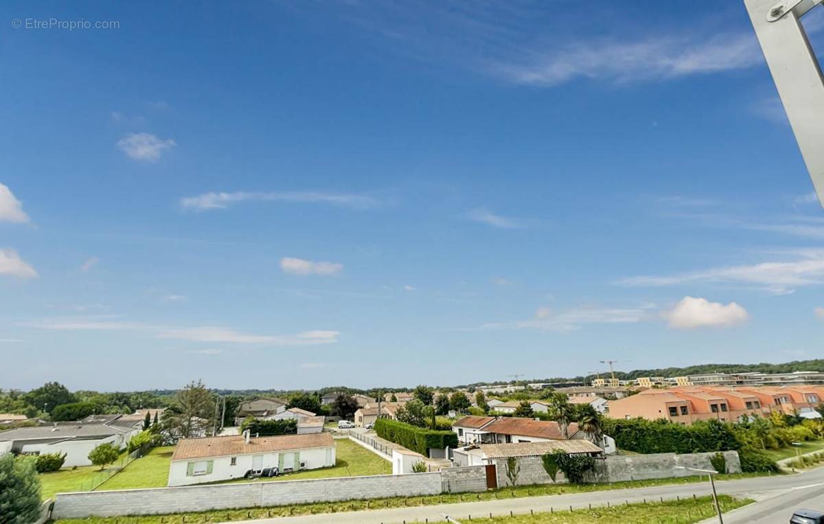 Appartement à CORNEBARRIEU