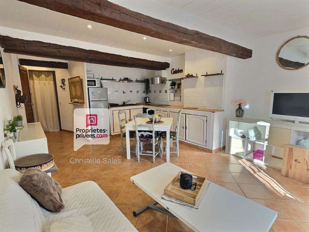 Appartement à FAYENCE