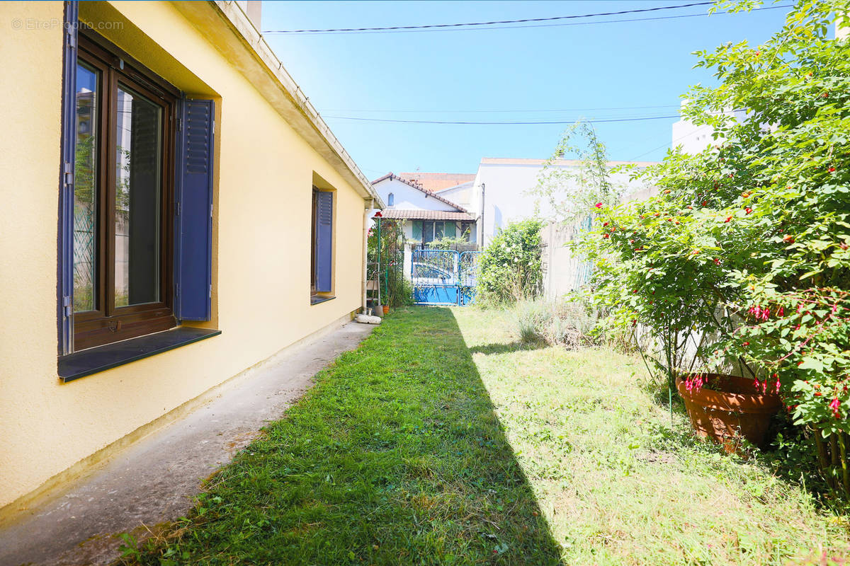 Maison à MONTREUIL