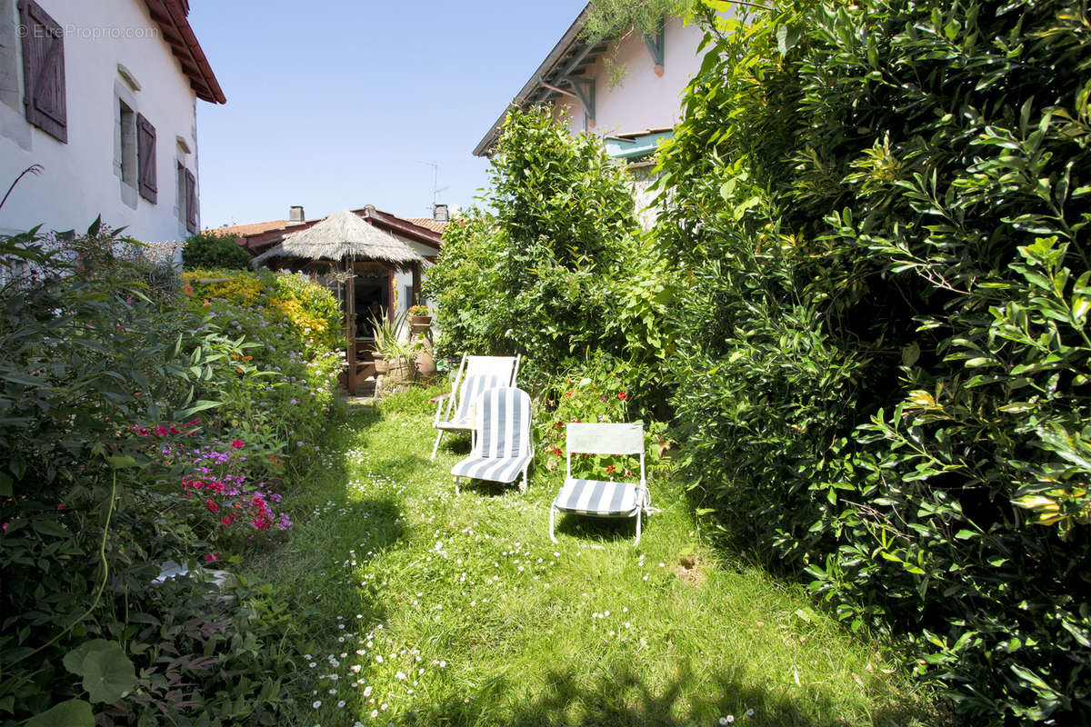 Appartement à URRUGNE