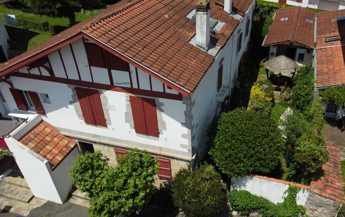 Appartement à URRUGNE