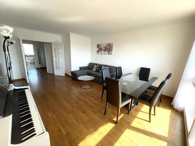 Appartement à MAISONS-ALFORT