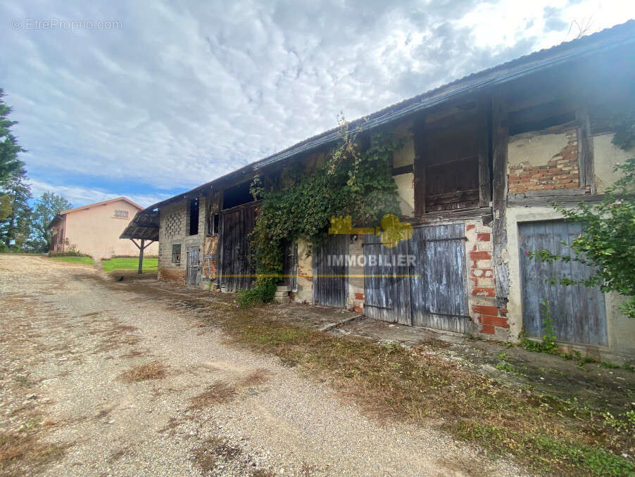 Maison à ROMENAY