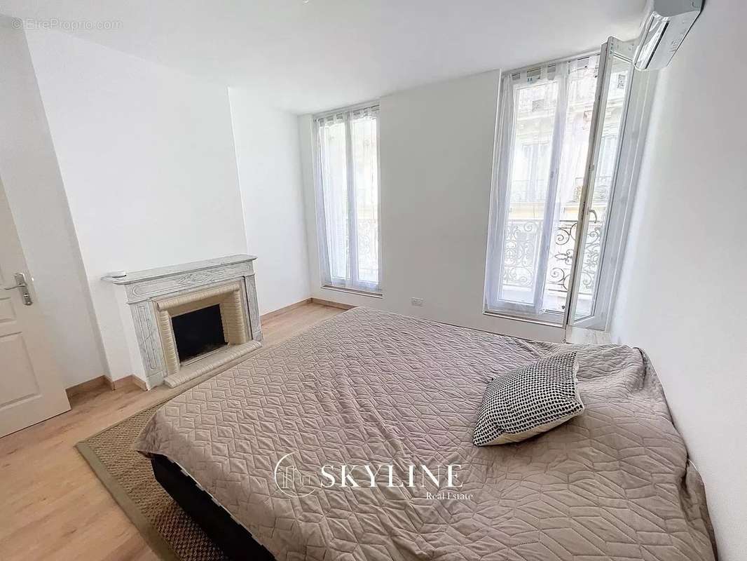 Appartement à MARSEILLE-2E