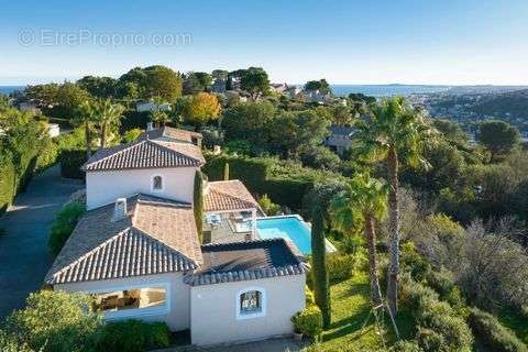 Maison à CAGNES-SUR-MER