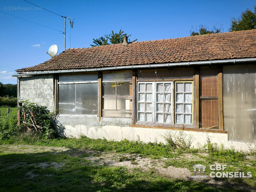 Maison à L&#039;ABERGEMENT-SAINTE-COLOMBE