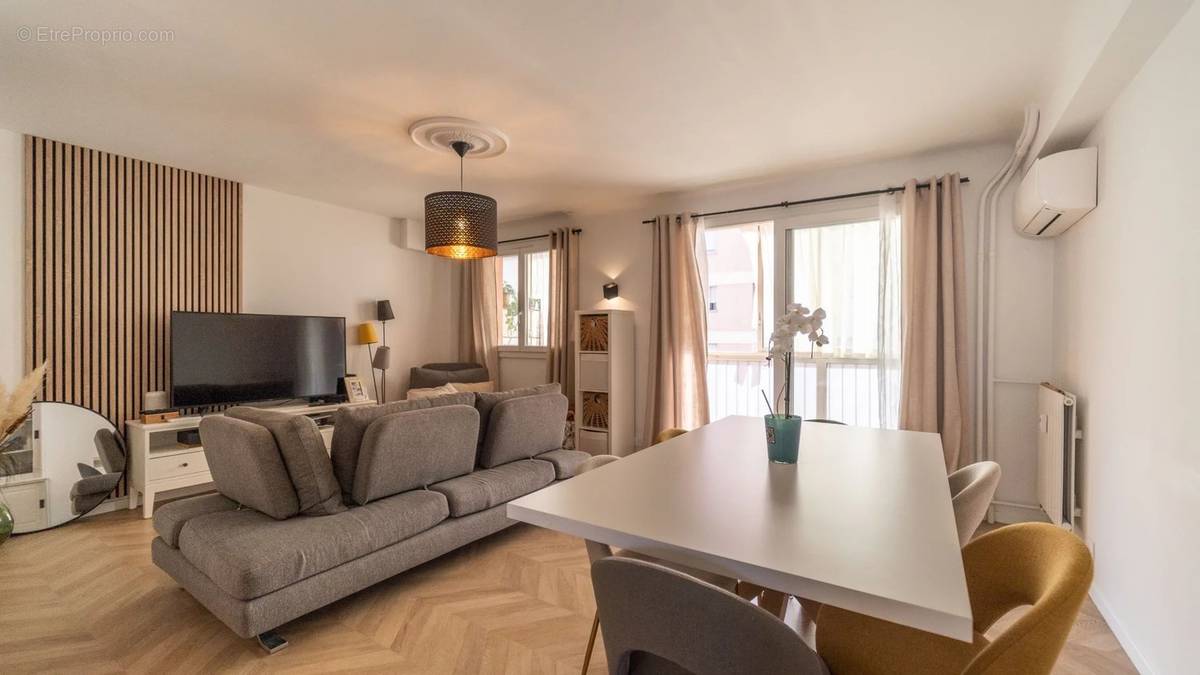 Appartement à CAGNES-SUR-MER