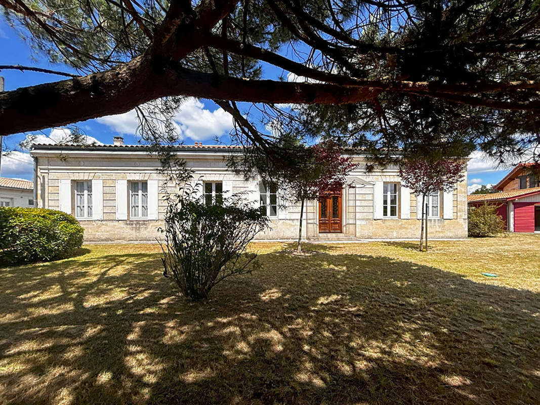 Maison à SAINT-MEDARD-EN-JALLES