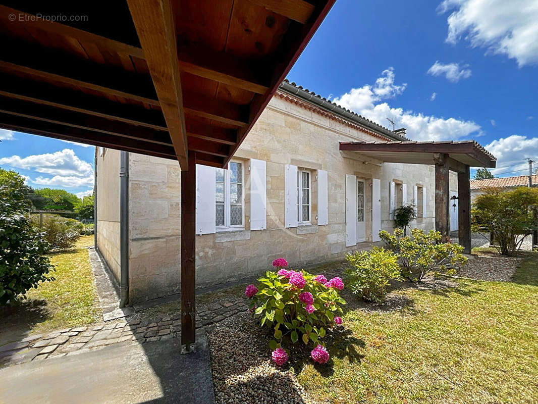 Maison à SAINT-MEDARD-EN-JALLES