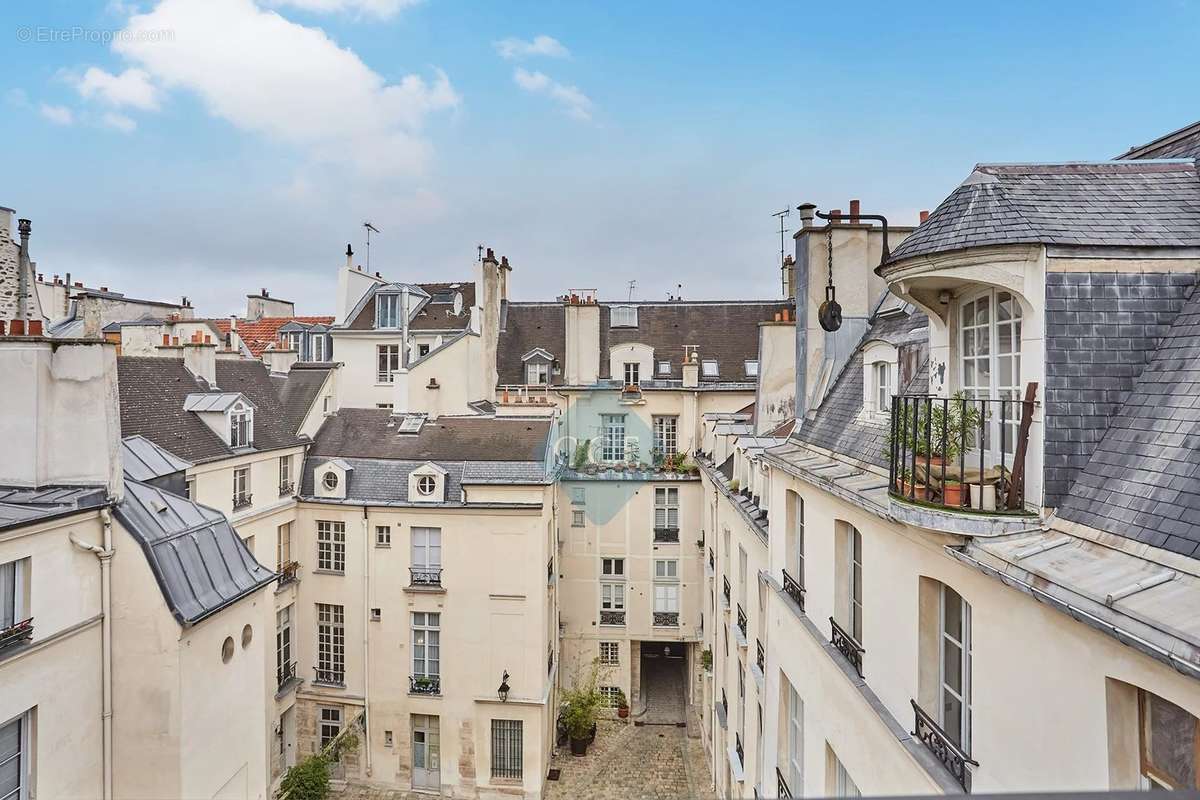 Appartement à PARIS-4E