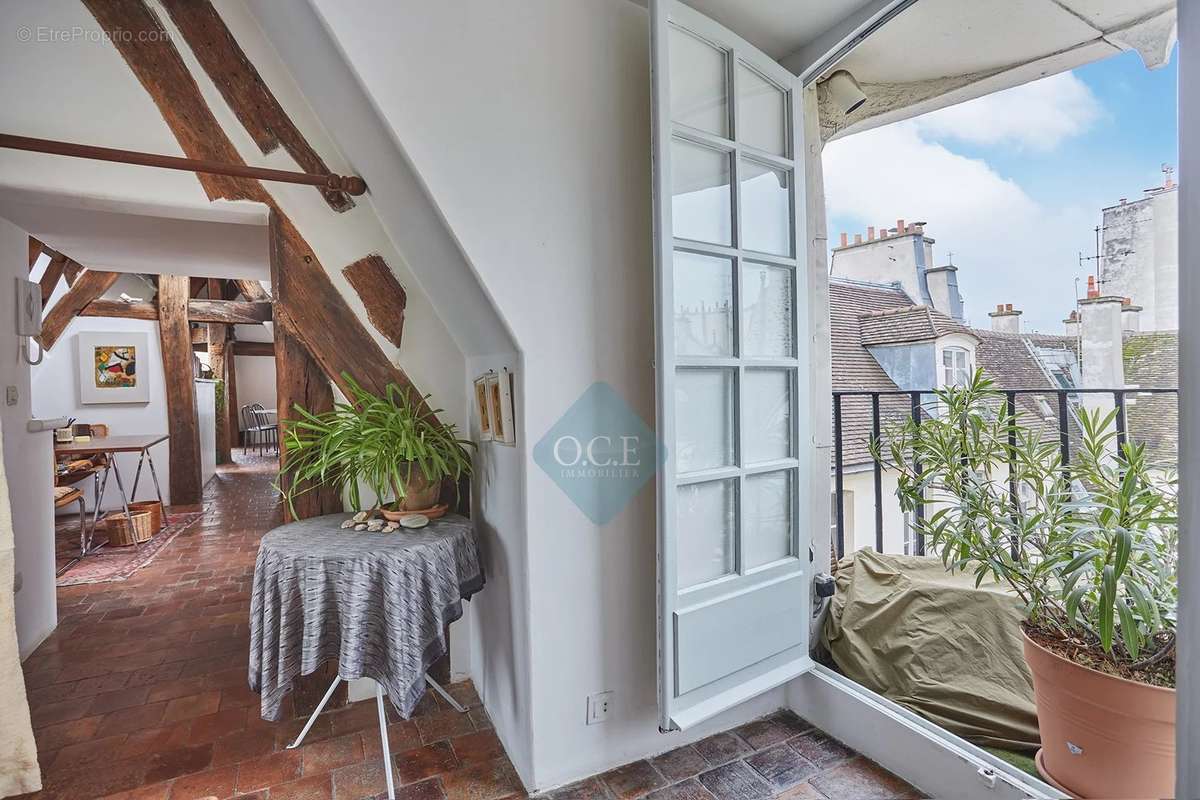 Appartement à PARIS-4E