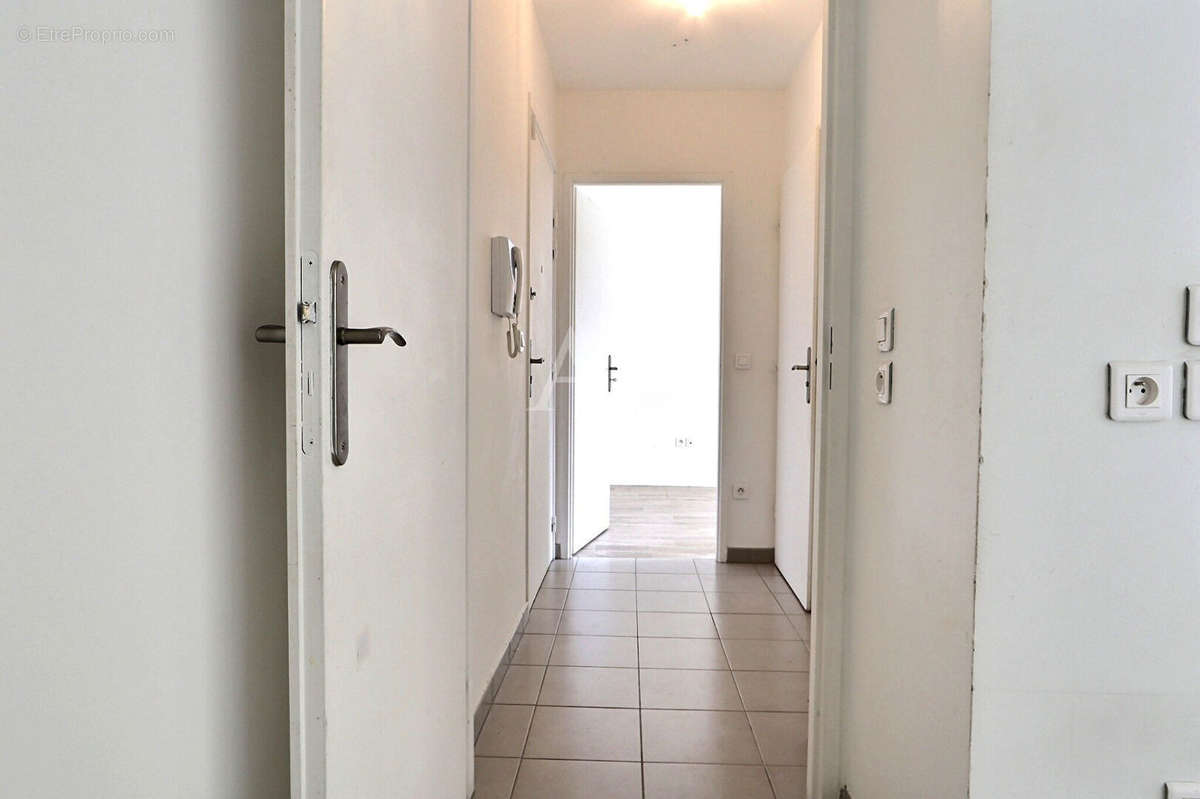 Appartement à AUBERVILLIERS