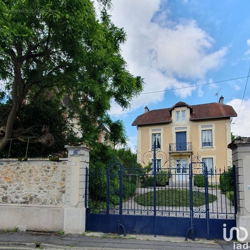 Photo 1 - Maison à LA FERTE-SOUS-JOUARRE