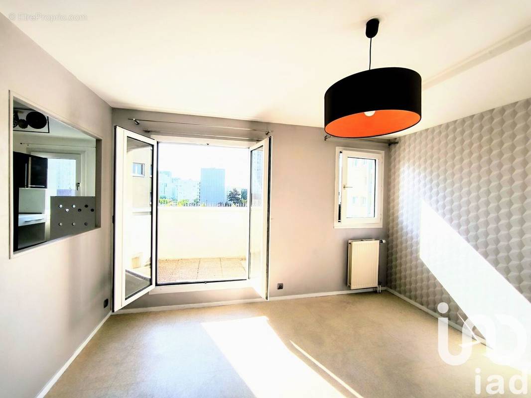 Photo 1 - Appartement à DAMMARIE-LES-LYS