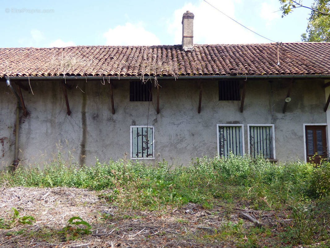 Maison à CURCIAT-DONGALON