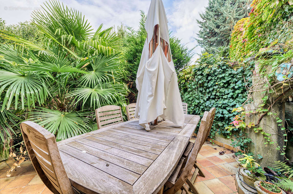 Maison à LE PERREUX-SUR-MARNE