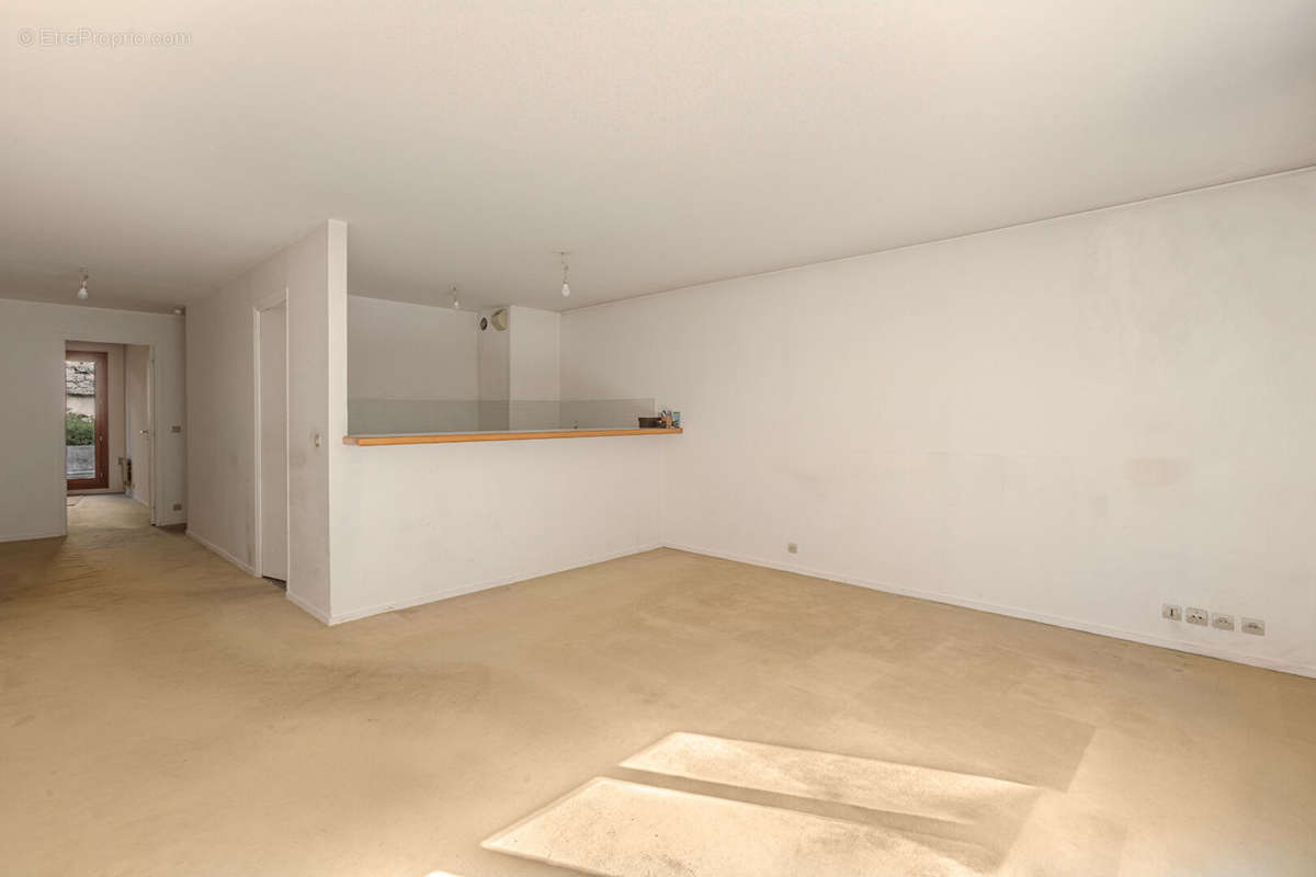 Appartement à PARIS-20E