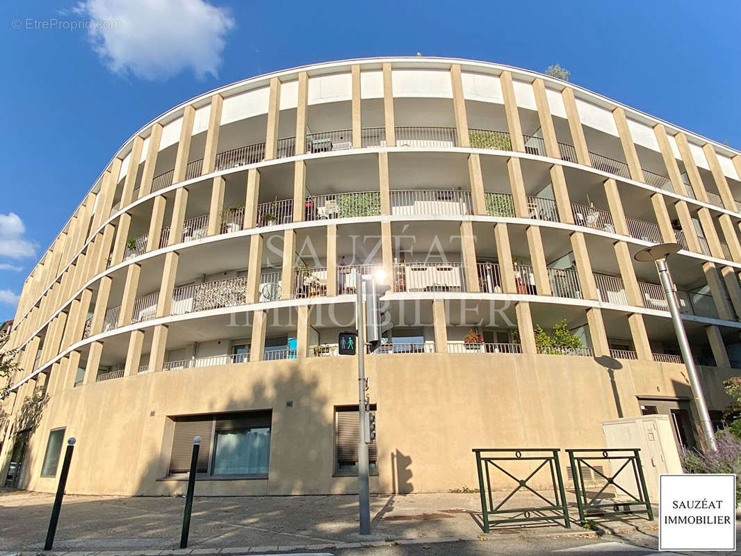 Appartement à BAGNEUX